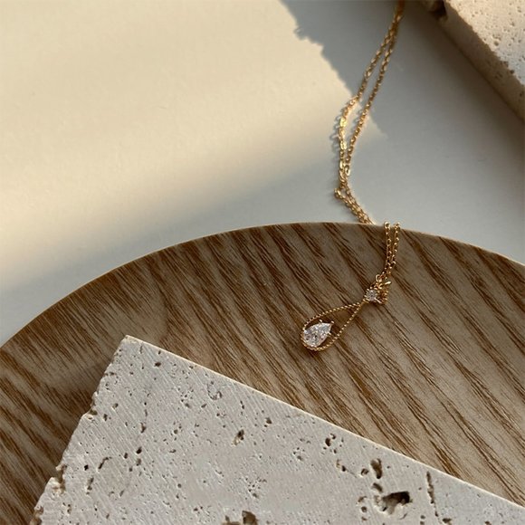 NEW Silver Waterdrop Cubic Zircon Pendant Necklace - Picture 6 of 8